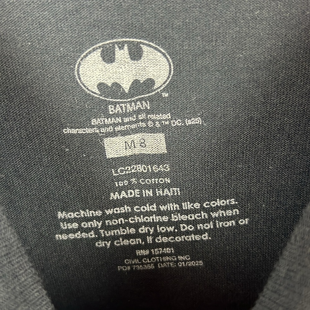 Batman Graphic T-Shirt size M 8 black retro kids unisex NEW - Picture 4 of 6